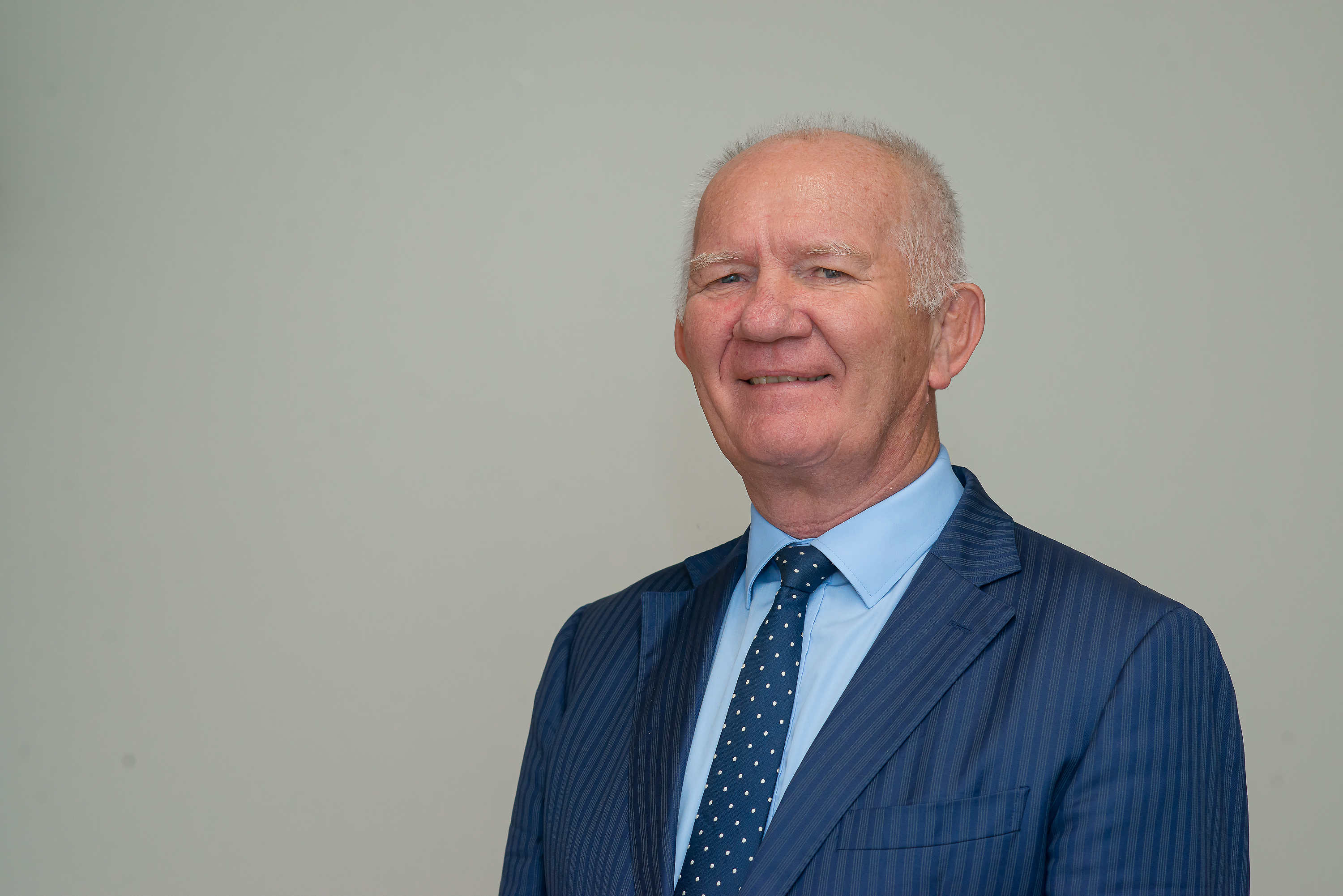 Dr Mike Richmond